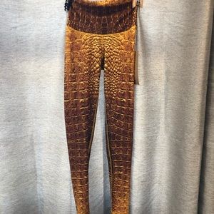 Brand new Niyama Sol yoga pants.